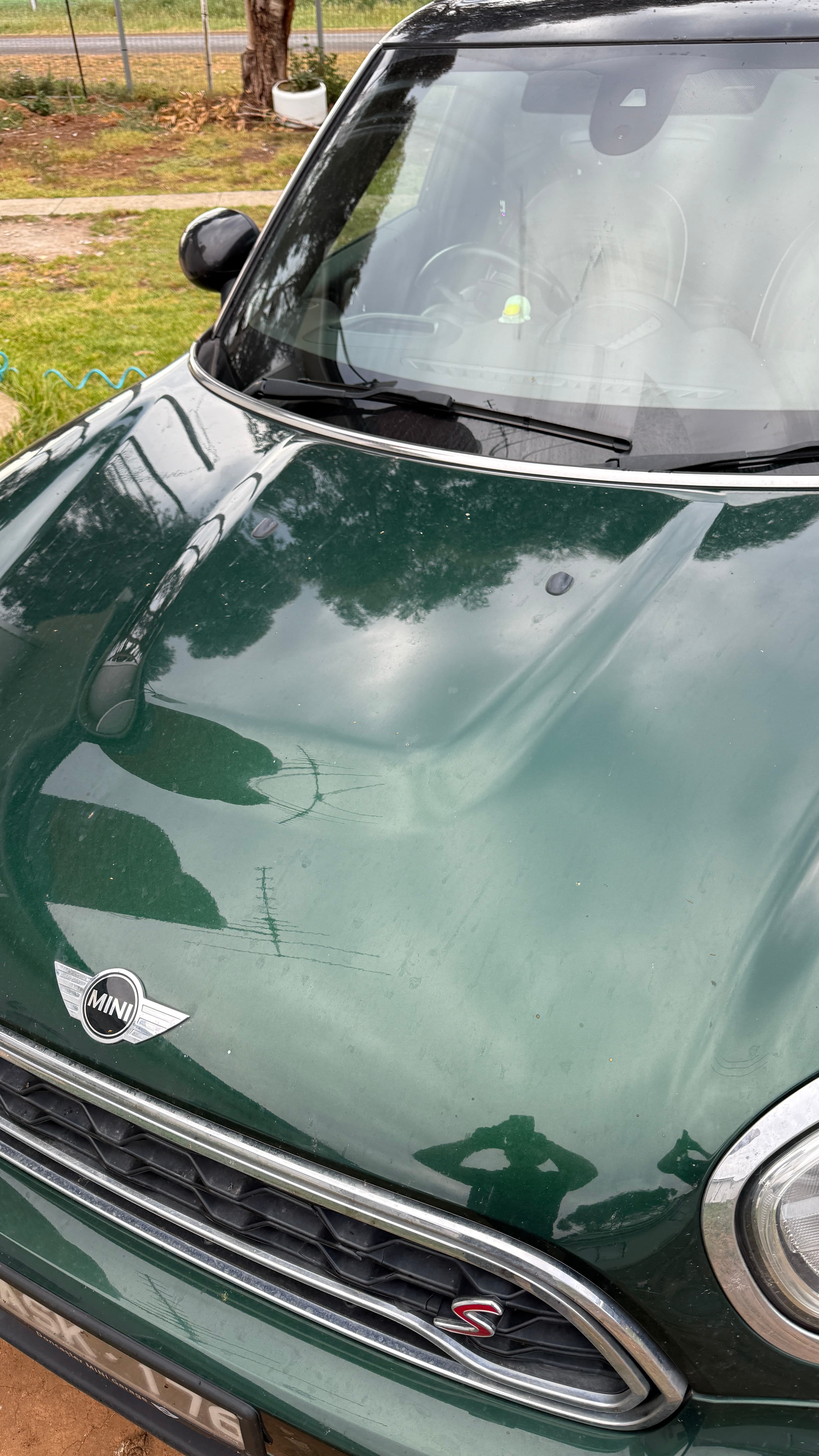 Exterior Detail : Before State, Vehicle Exterior