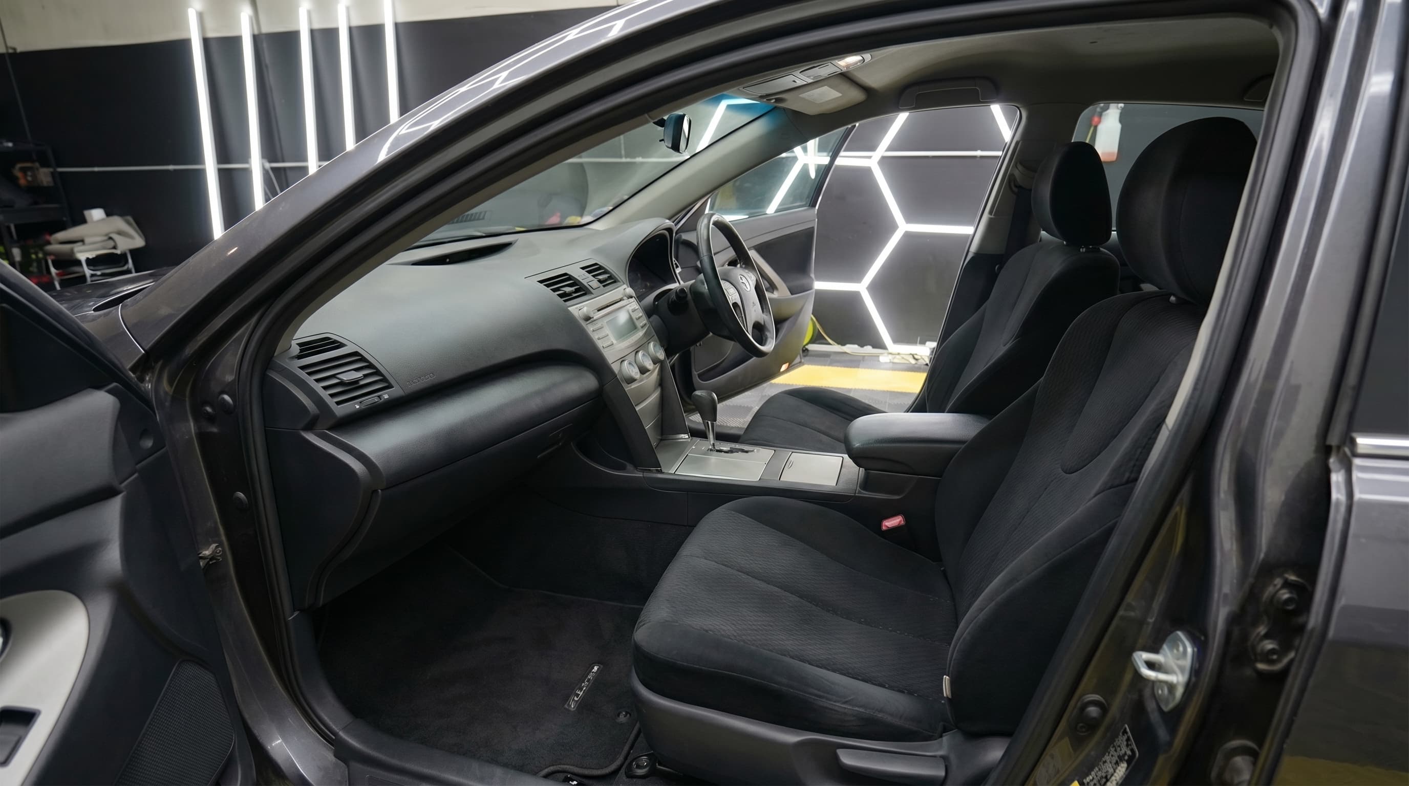 Interior Detail : Completed, SUV Interior